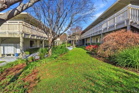 720 Petaluma Boulevard S Petaluma CA 94952