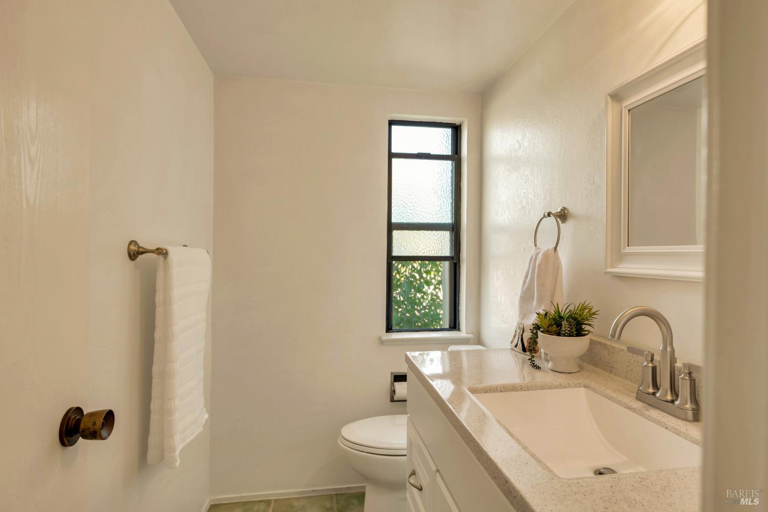844 Reichert Avenue Novato CA 94945