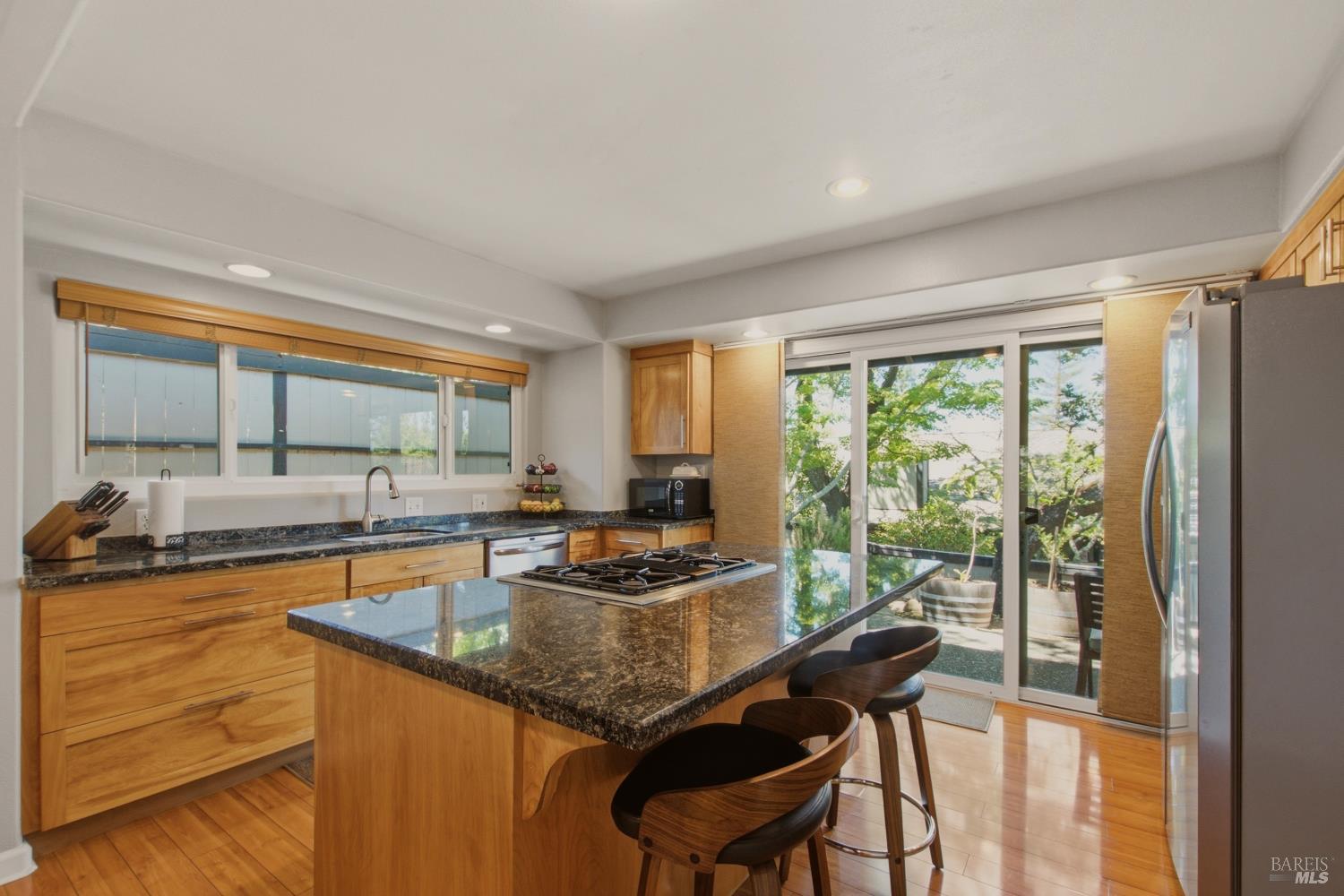 28 Elan Way Napa CA 94559