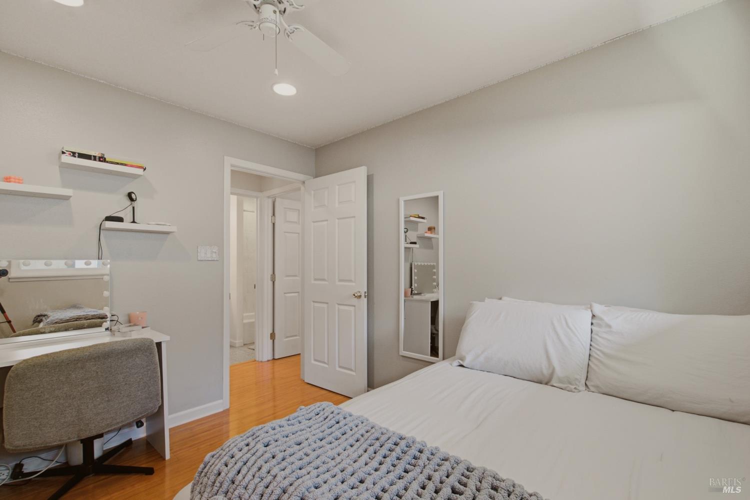 28 Elan Way Napa CA 94559