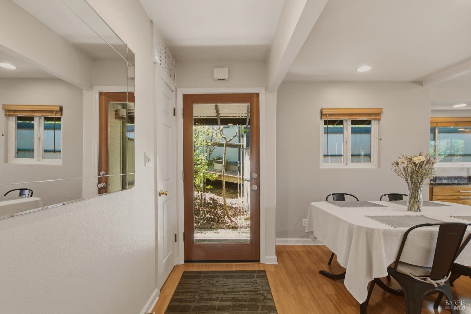 28 Elan Way Napa CA 94559