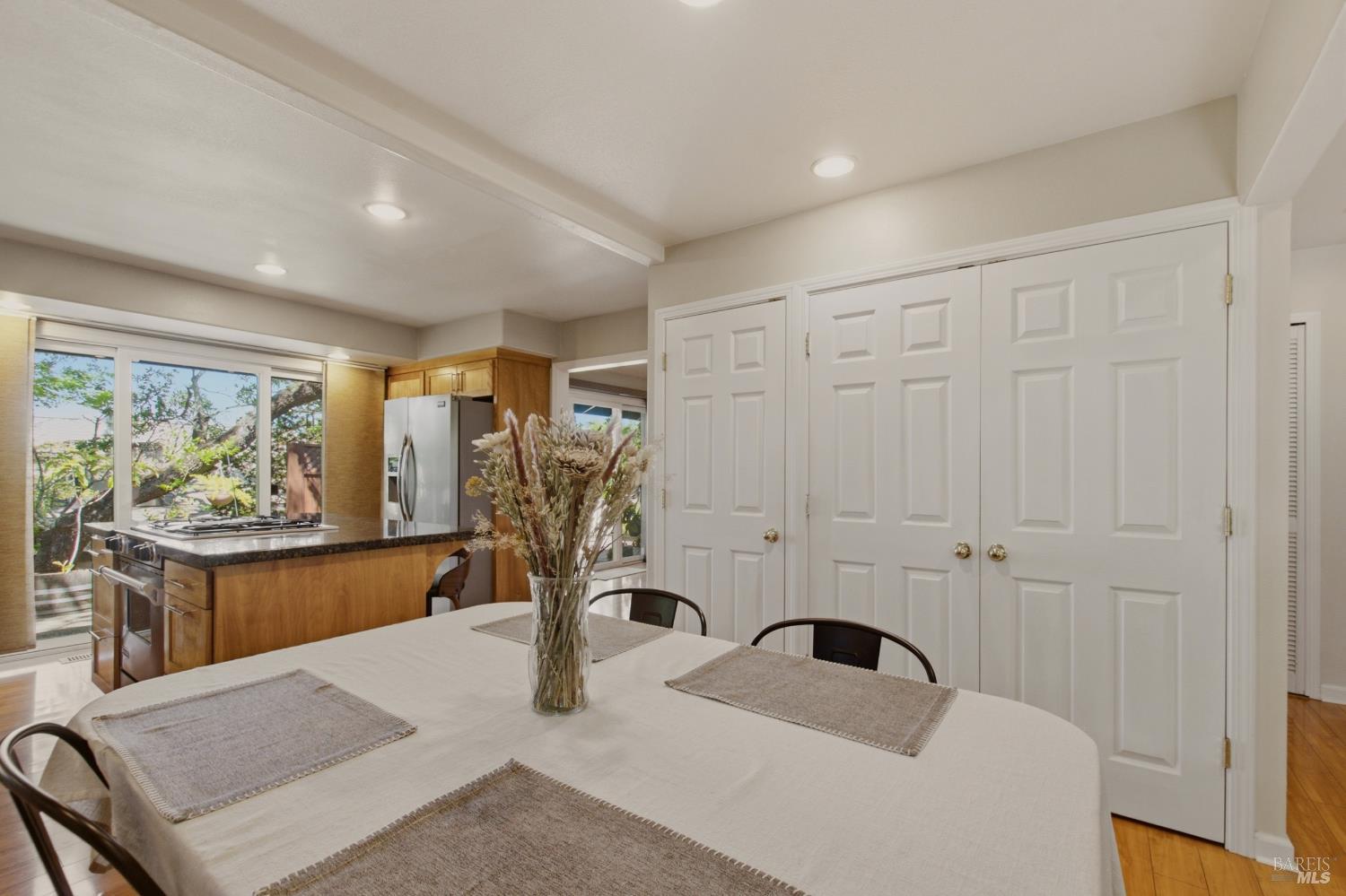 28 Elan Way Napa CA 94559