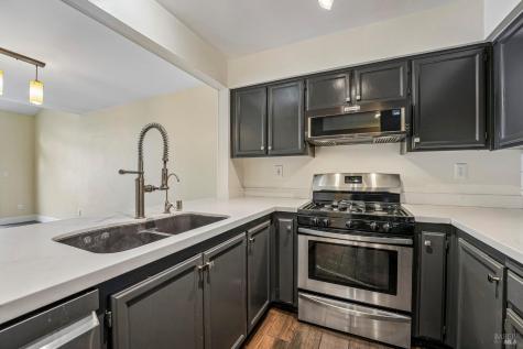 567 E Jasmine Circle Santa Rosa CA 95407
