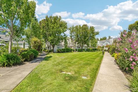 567 E Jasmine Circle Santa Rosa CA 95407