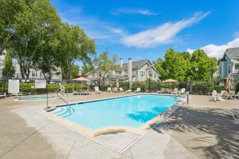 567 E Jasmine Circle Santa Rosa CA 95407