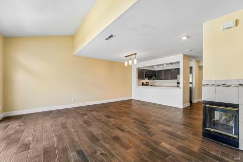 567 E Jasmine Circle Santa Rosa CA 95407