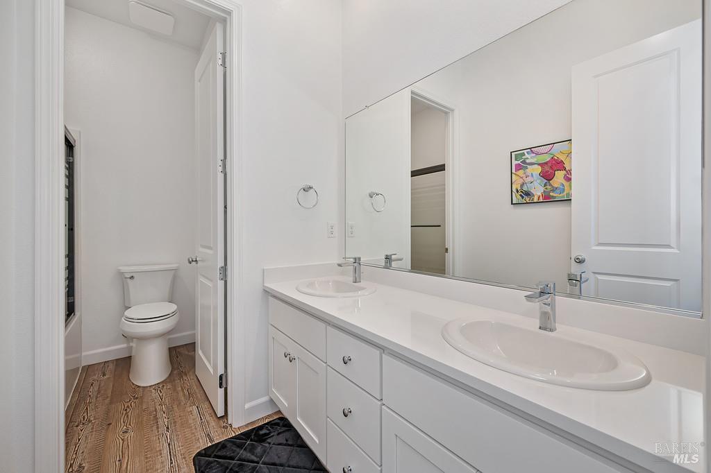 2422 Shore Vista Fairfield CA 94533