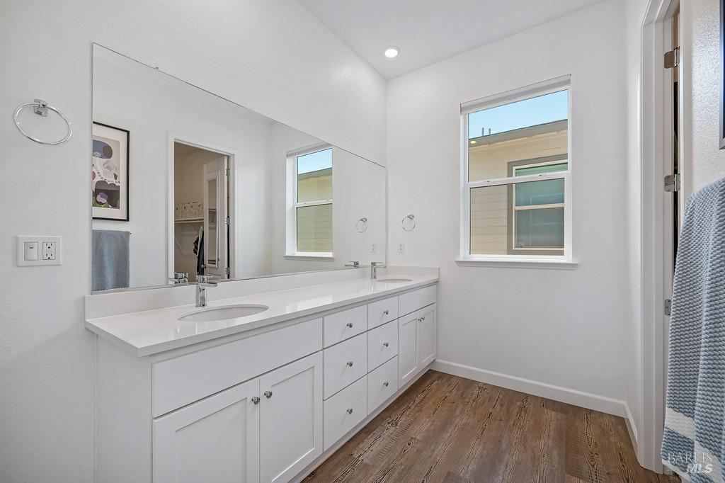 2422 Shore Vista Fairfield CA 94533