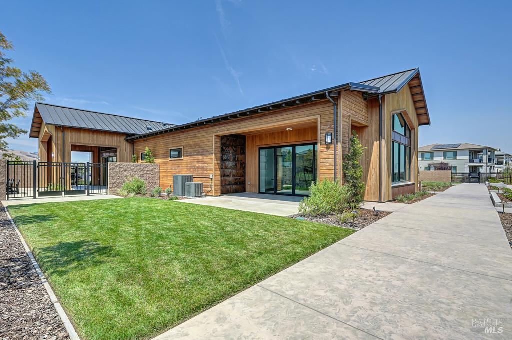 2422 Shore Vista Fairfield CA 94533