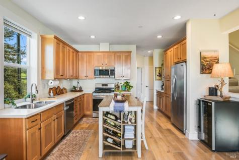 2668 Franz Kafka Avenue Santa Rosa CA 95404