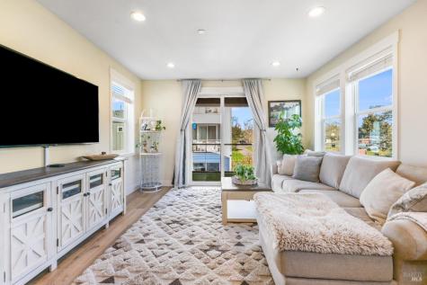 2668 Franz Kafka Avenue Santa Rosa CA 95404
