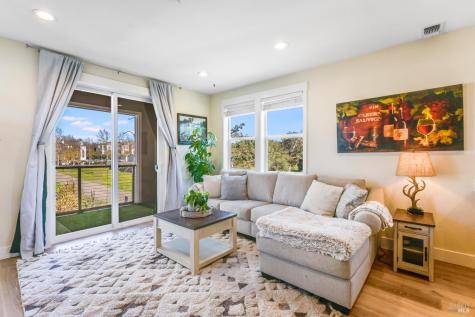 2668 Franz Kafka Avenue Santa Rosa CA 95404