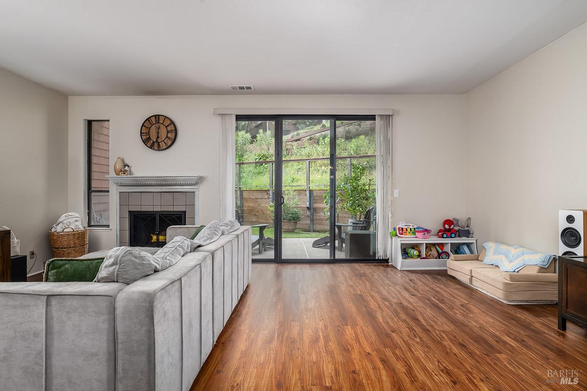 1053 Margaret Court Novato CA 94947
