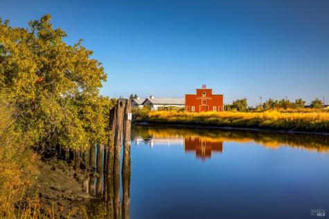 103 G Street Petaluma CA 94952