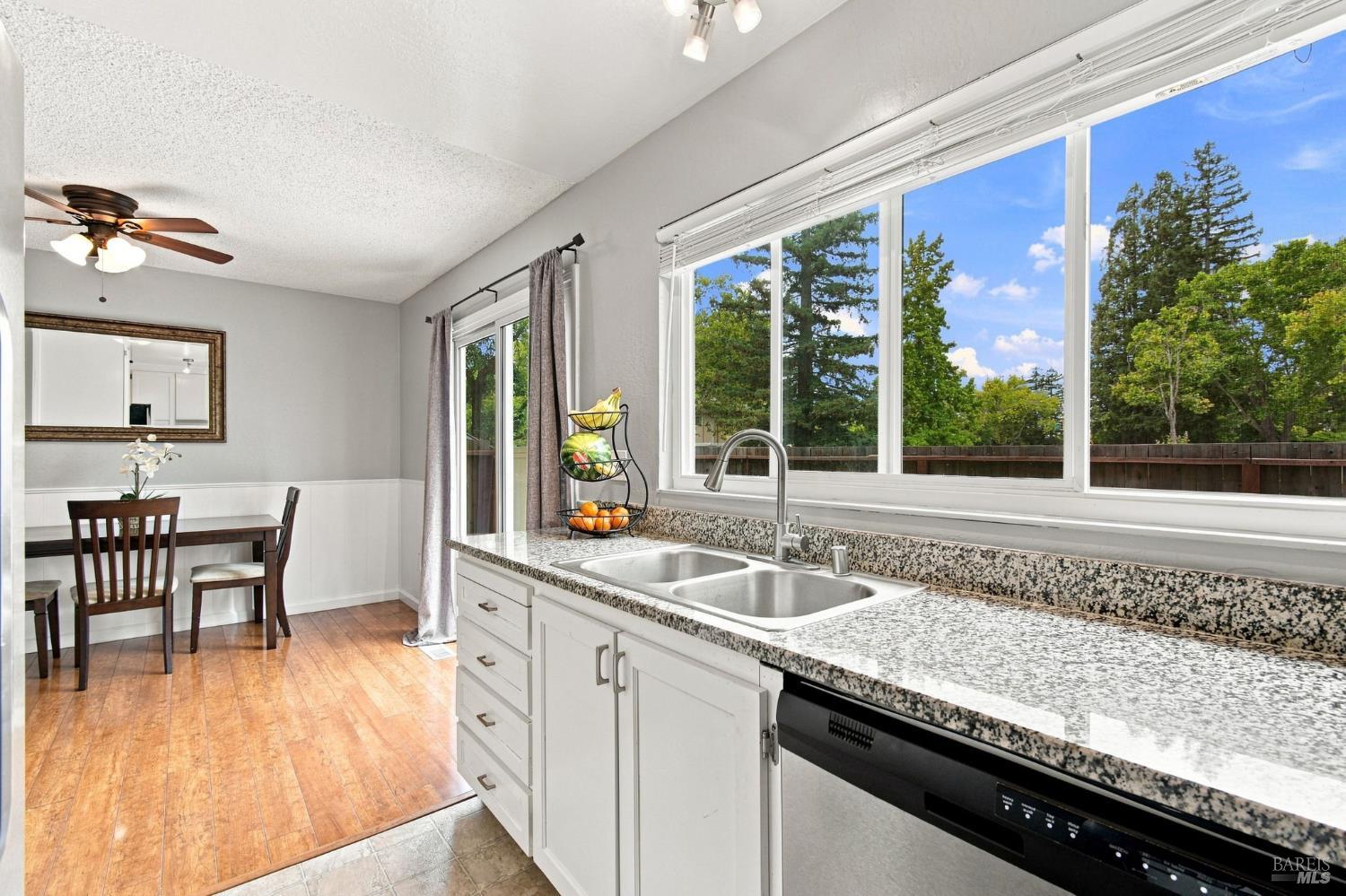 1314 Gold Way Rohnert Park CA 94928