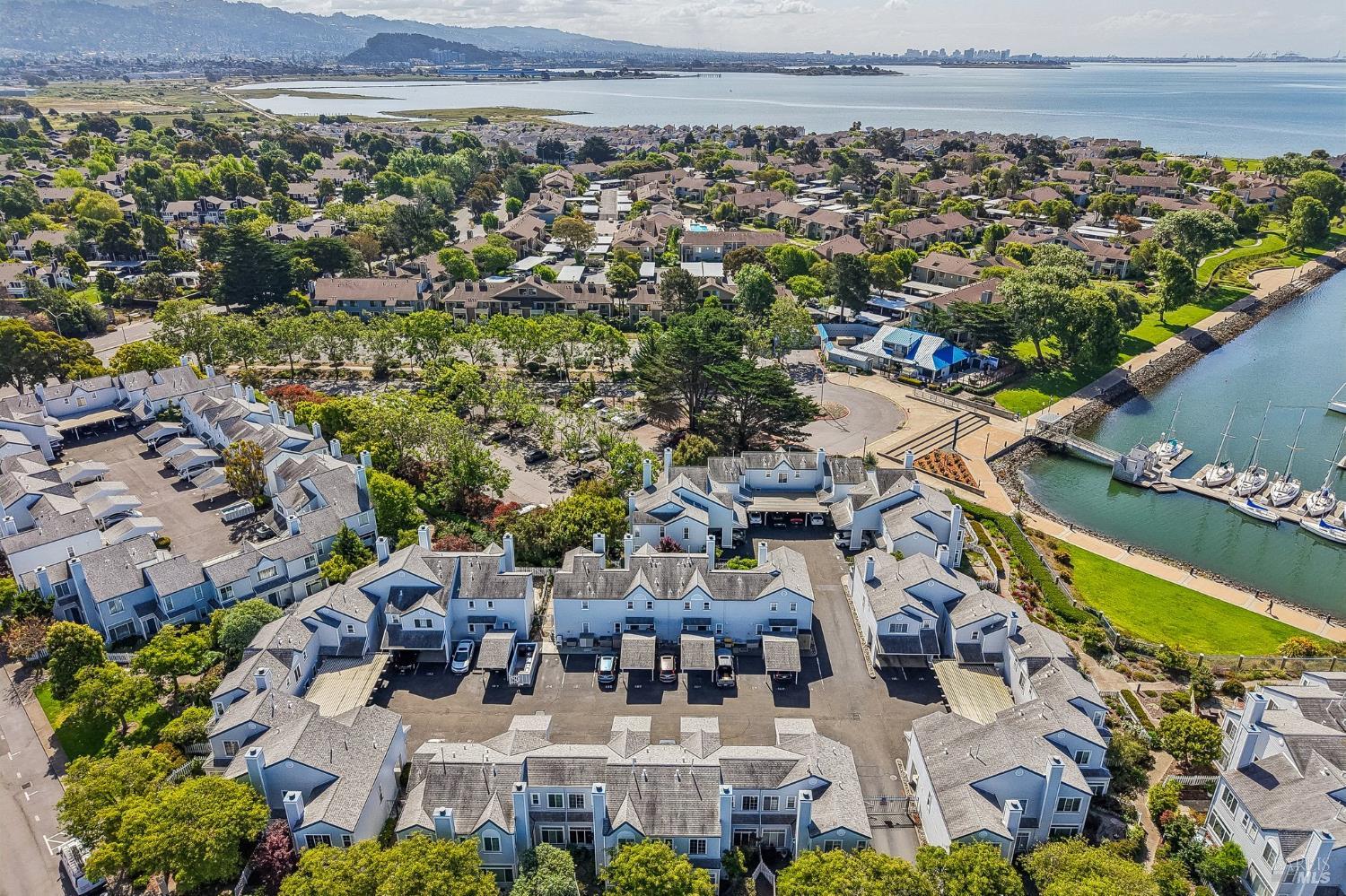 326 Commodore Drive Richmond CA 94804