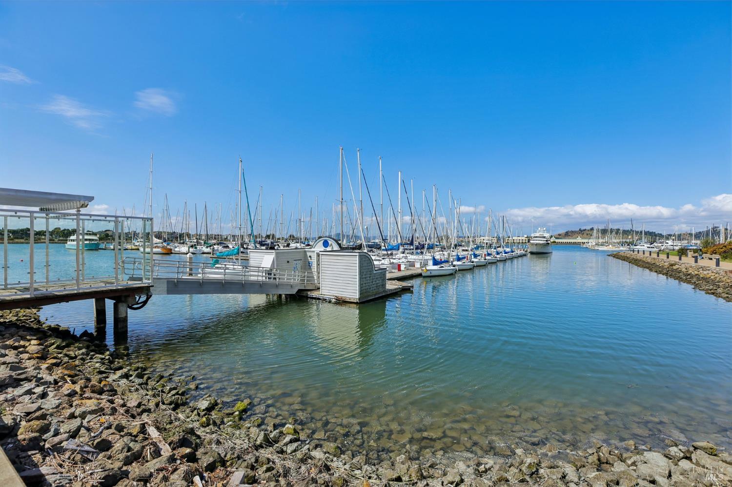 326 Commodore Drive Richmond CA 94804