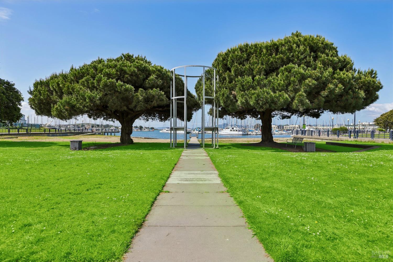 326 Commodore Drive Richmond CA 94804