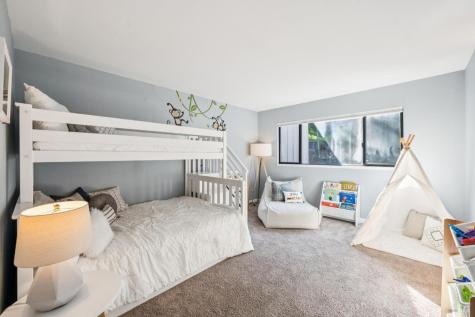 72 Flicker Drive Novato CA 94949