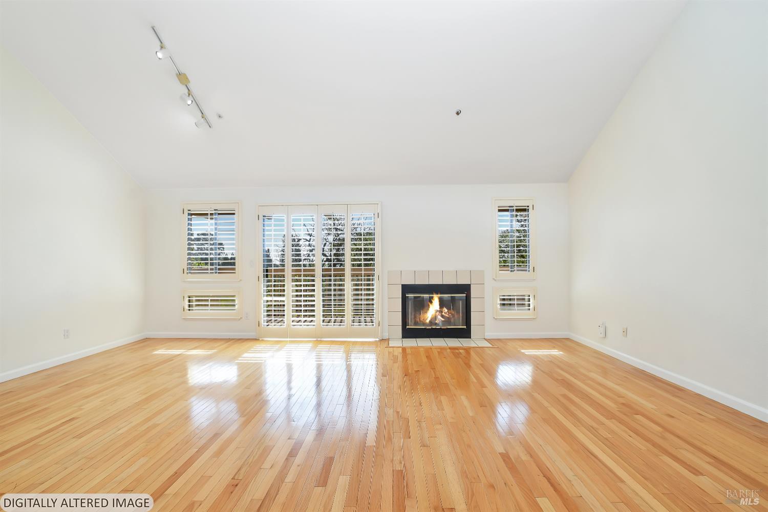 Fairfield CA, 15 Knoll Drive
