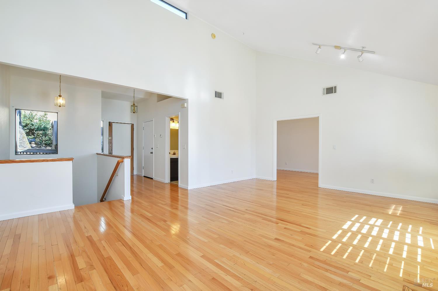 15 Knoll Drive Fairfield CA 94534