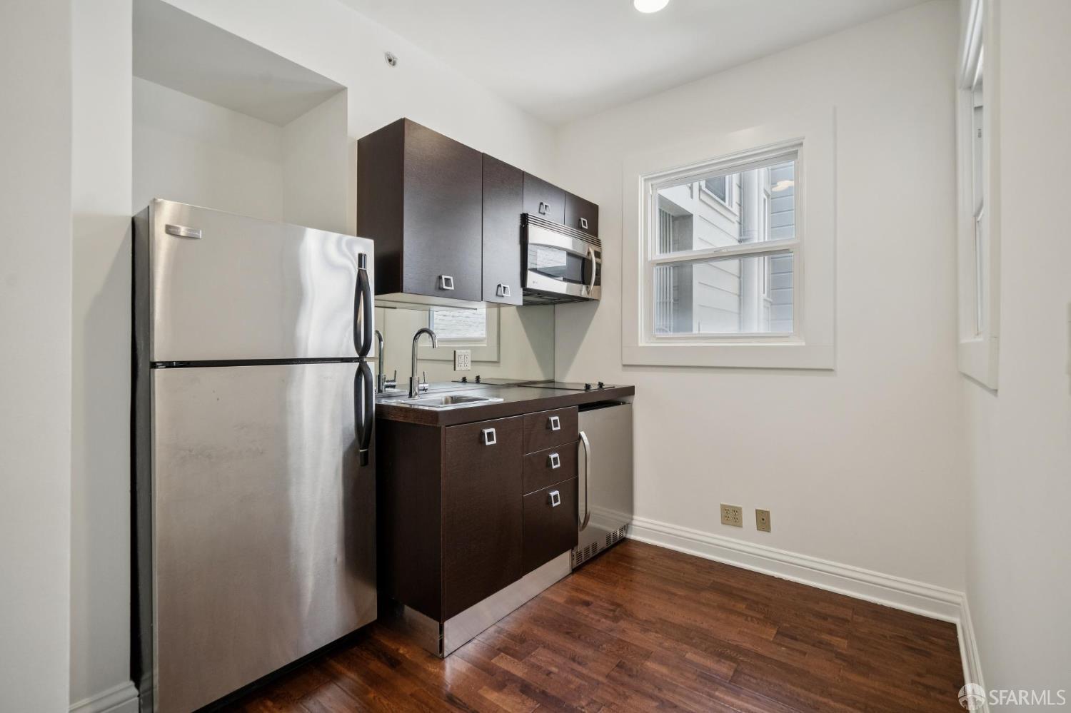 725 Pine Street San Francisco CA 94108
