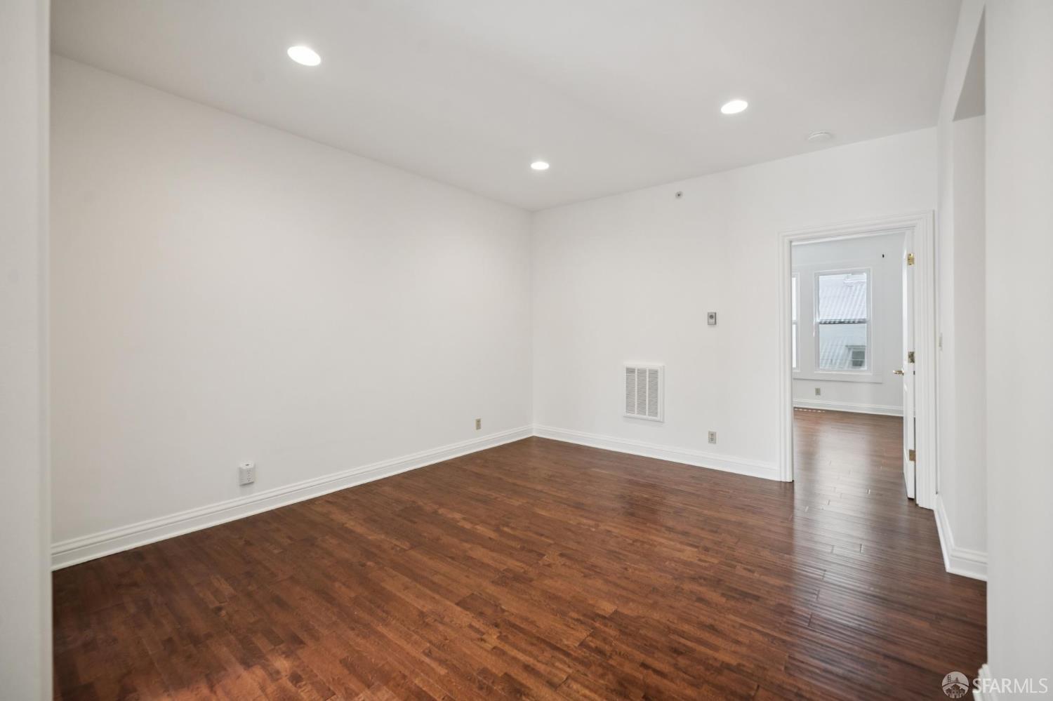 725 Pine Street San Francisco CA 94108