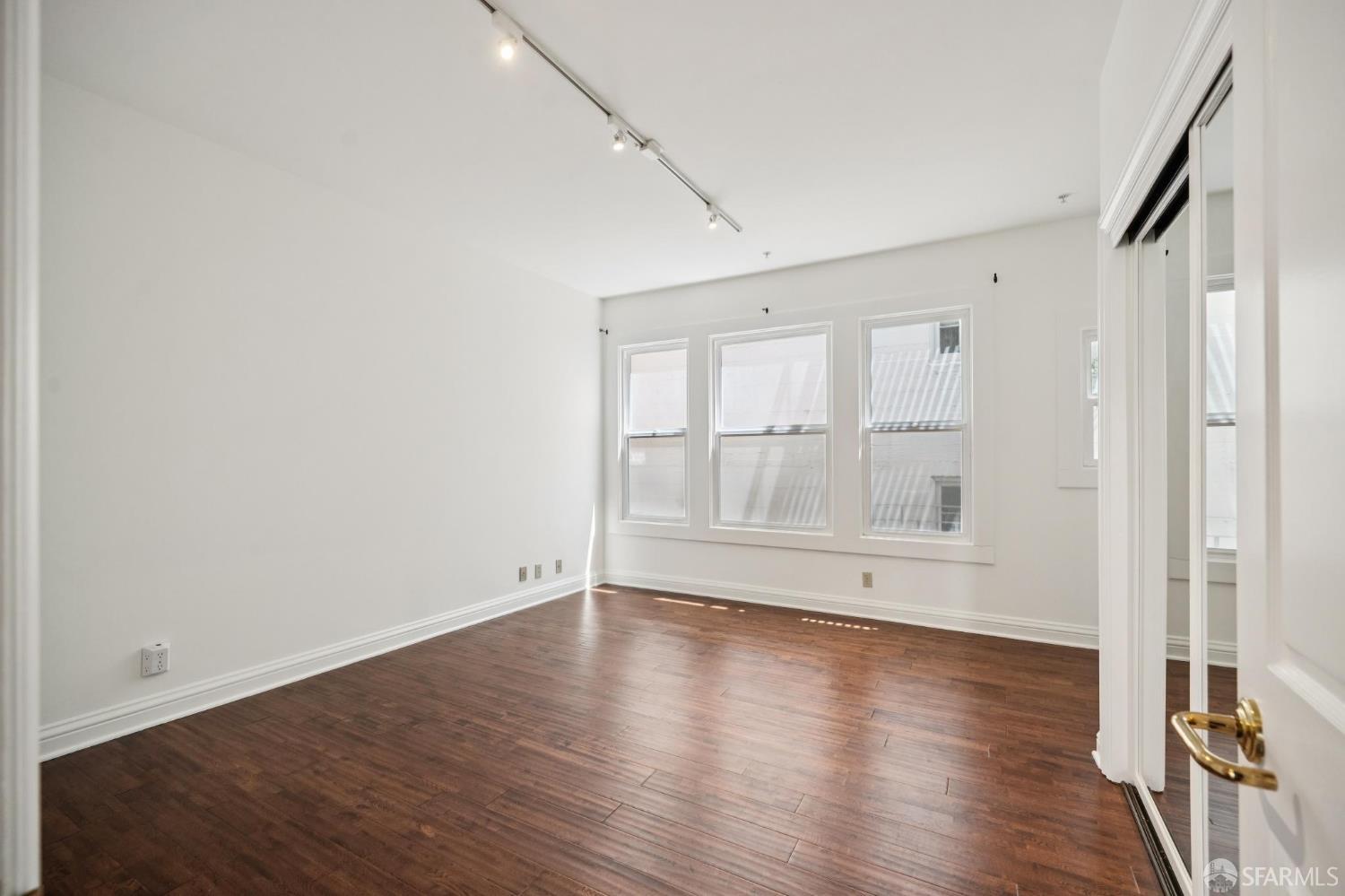725 Pine Street San Francisco CA 94108