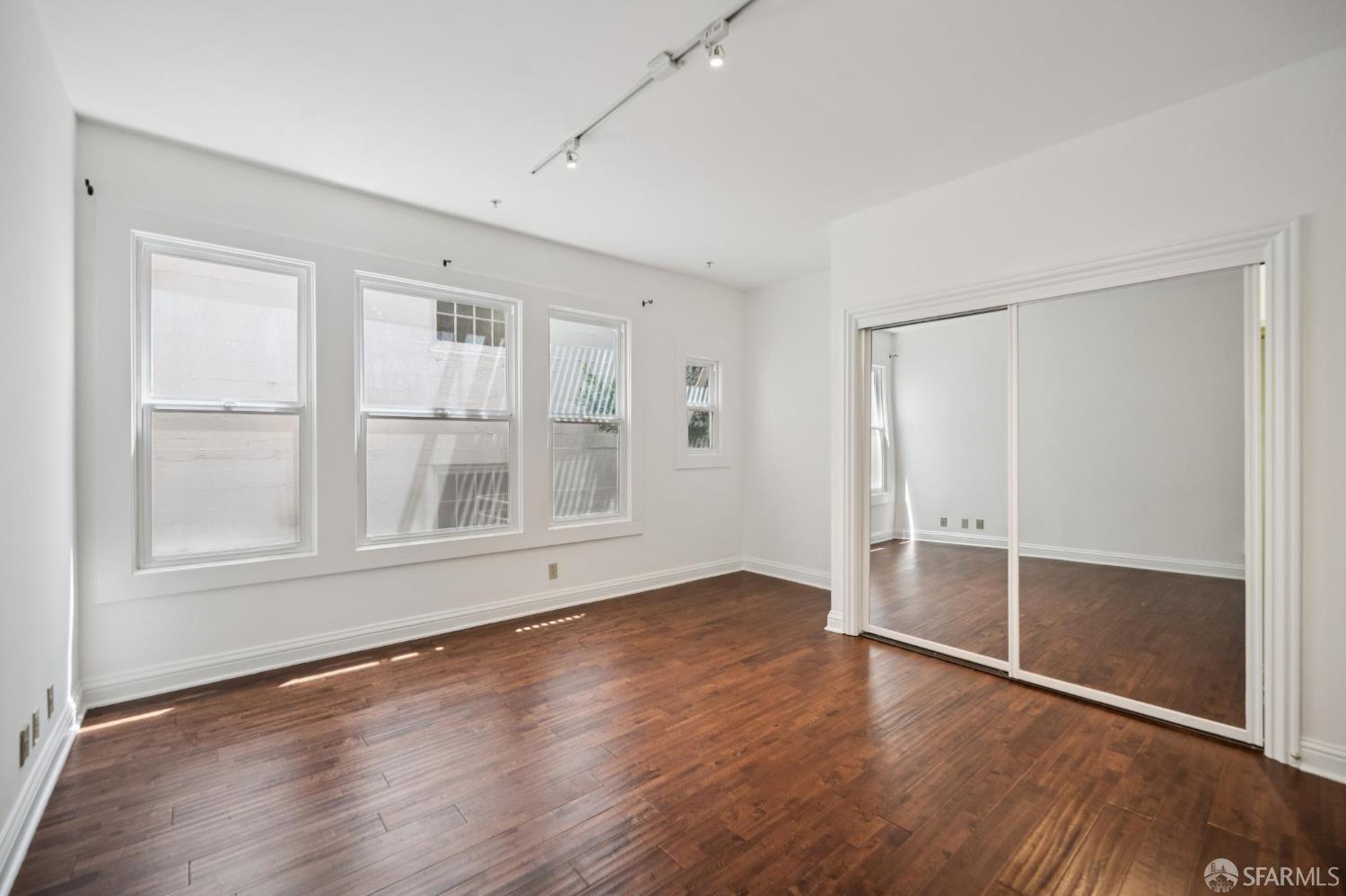 725 Pine Street San Francisco CA 94108