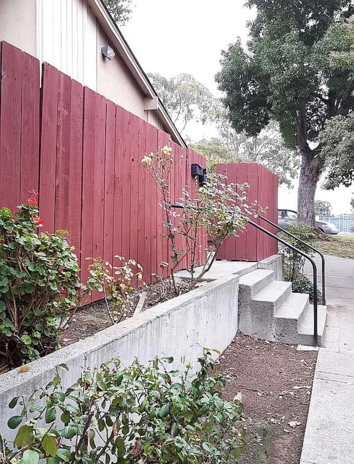 472 Corcoran Avenue Vallejo CA 94589