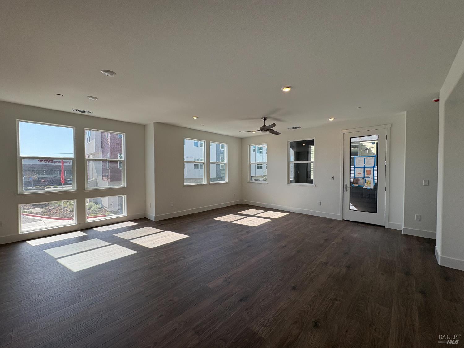 2296 Village Loop Pinole CA 94564