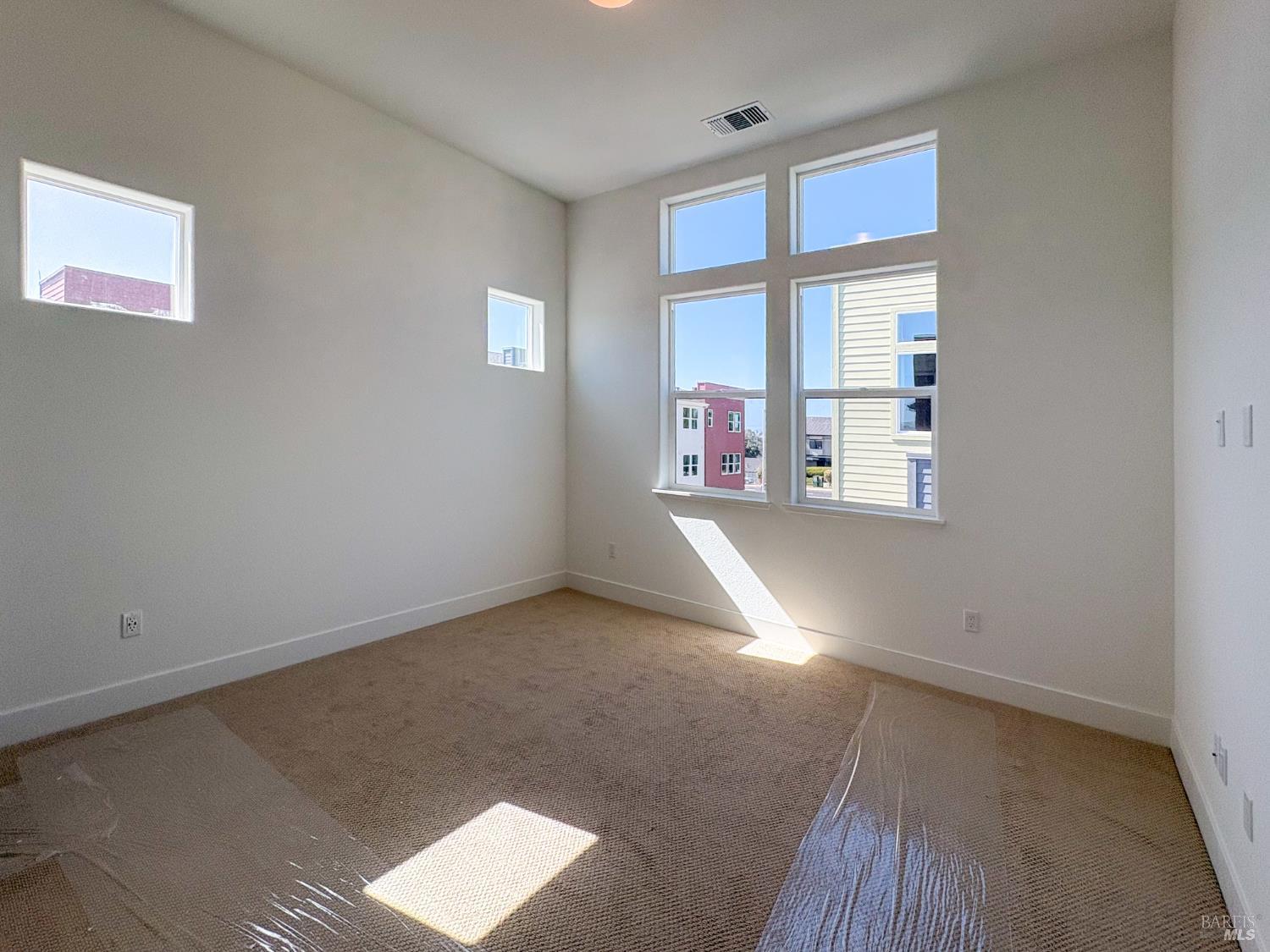 2296 Village Loop Pinole CA 94564