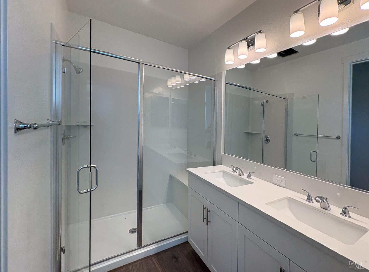 2296 Village Loop Pinole CA 94564