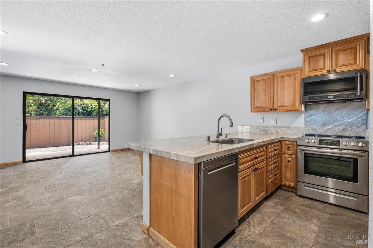 80 Creek Court Cotati CA 94931