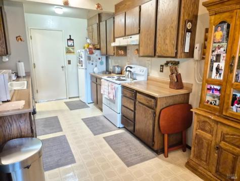 5044 Country Club Drive Rohnert Park CA 94928
