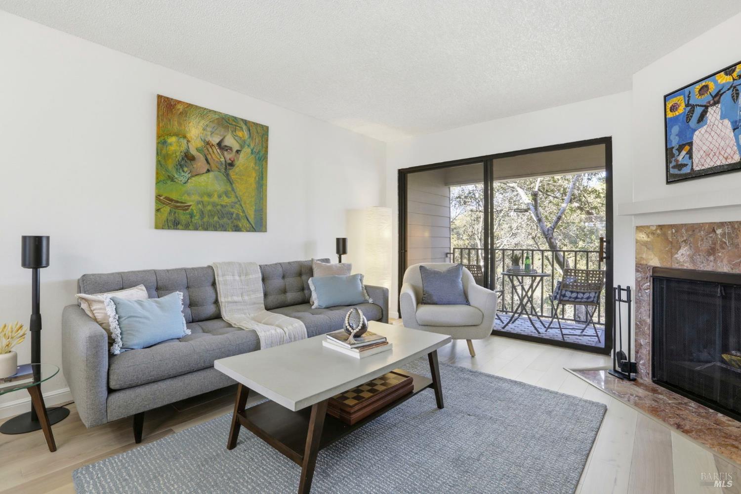 823 Via Casitas Greenbrae CA 94904