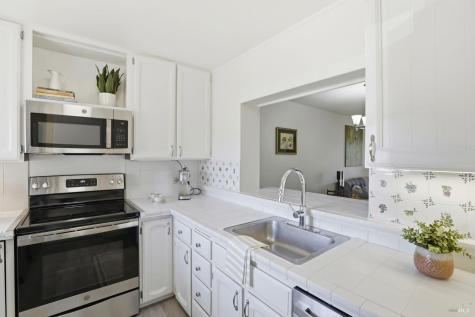 823 Via Casitas Greenbrae CA 94904