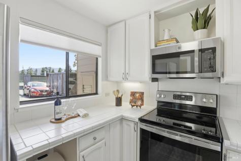 823 Via Casitas Greenbrae CA 94904