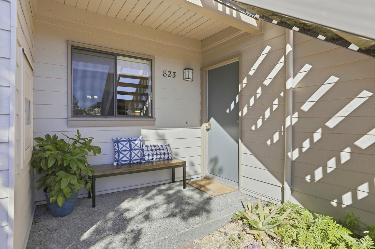 823 Via Casitas Greenbrae CA 94904
