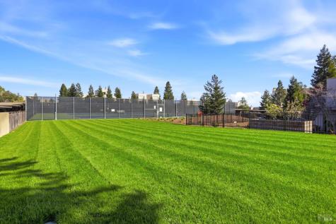 823 Via Casitas Greenbrae CA 94904