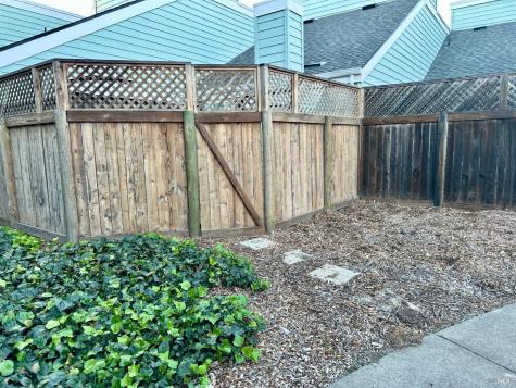 172 Courtyards East Windsor CA 95492