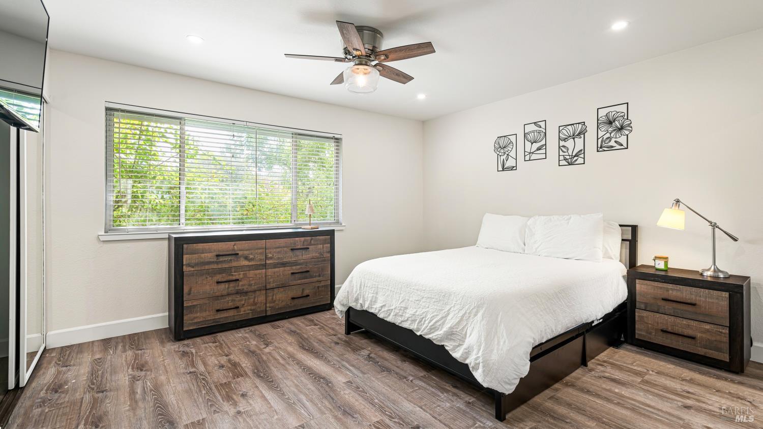 1722 Oldfield Way Santa Rosa CA 95401