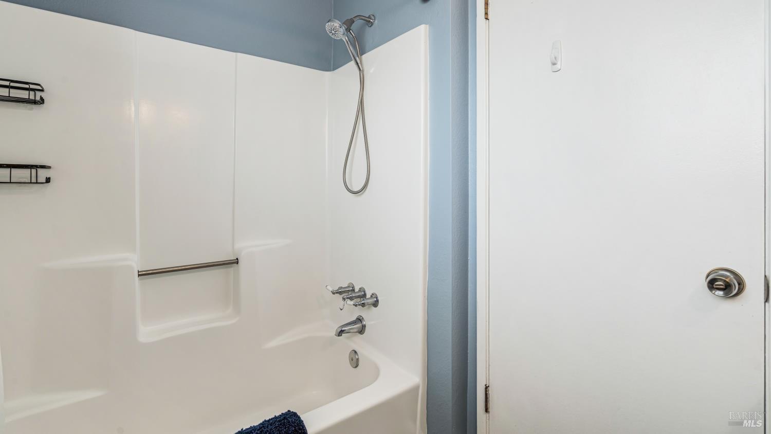 1722 Oldfield Way Santa Rosa CA 95401