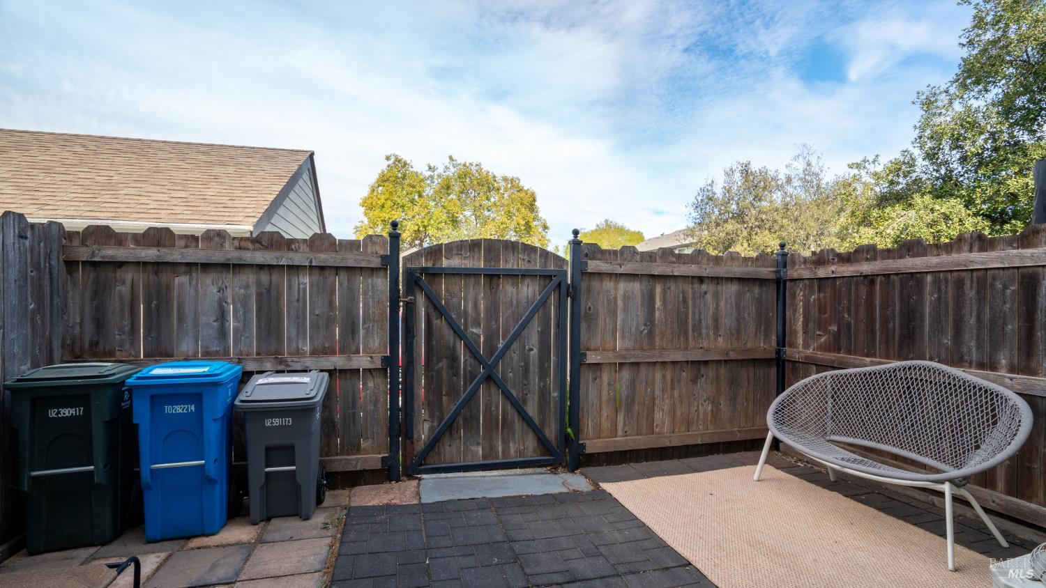 1722 Oldfield Way Santa Rosa CA 95401