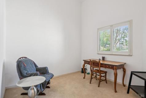 4704 Shade Tree Lane Santa Rosa CA 95405