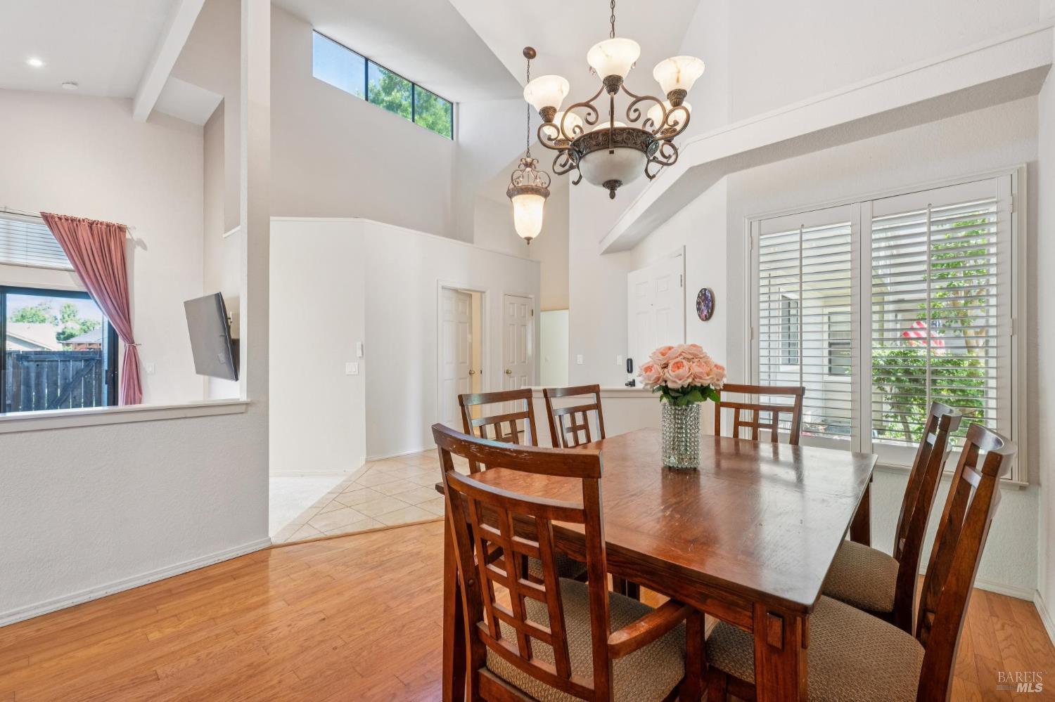 4704 Shade Tree Lane Santa Rosa CA 95405