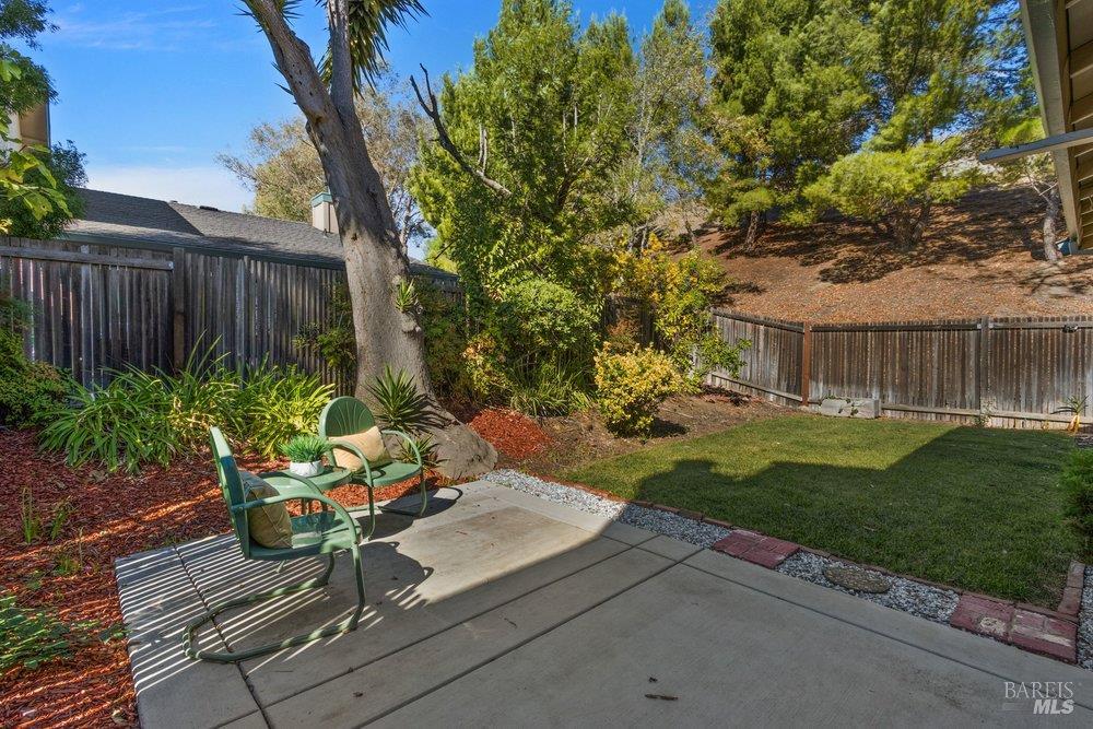 1591 London Circle Benicia CA 94510