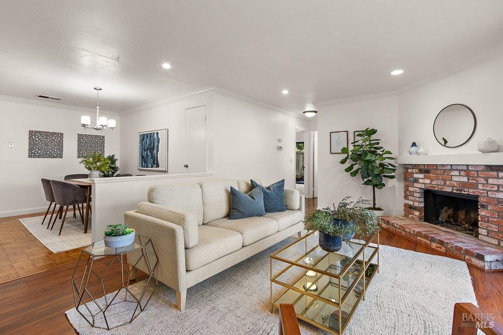 1591 London Circle Benicia CA 94510