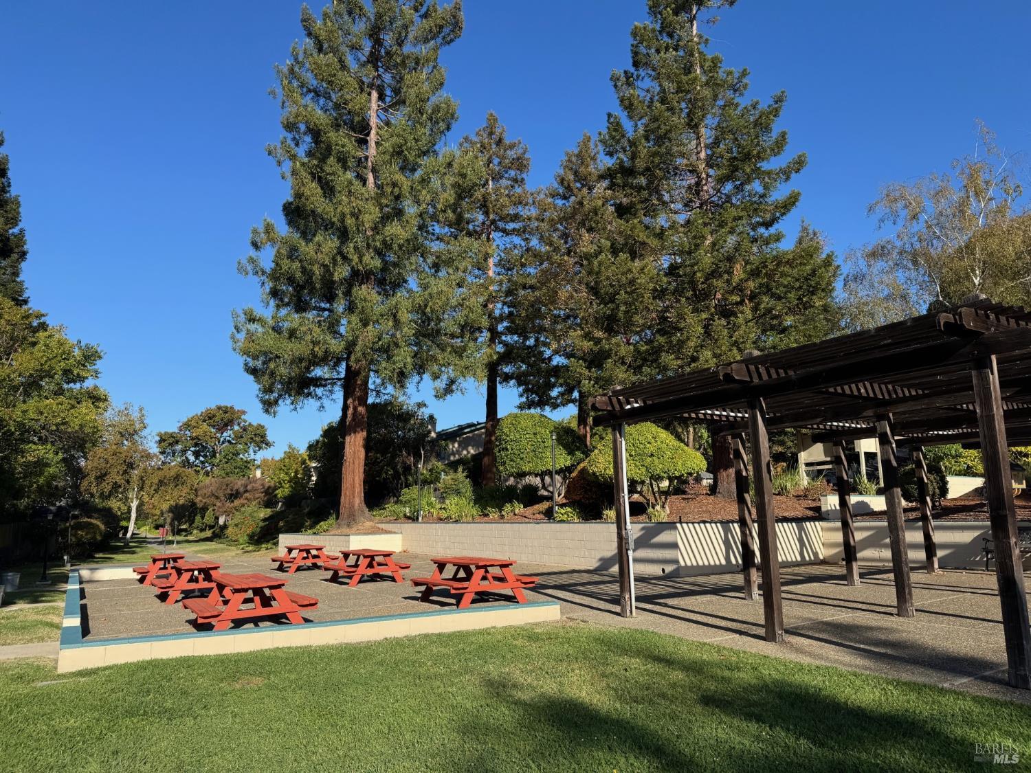 1591 London Circle Benicia CA 94510