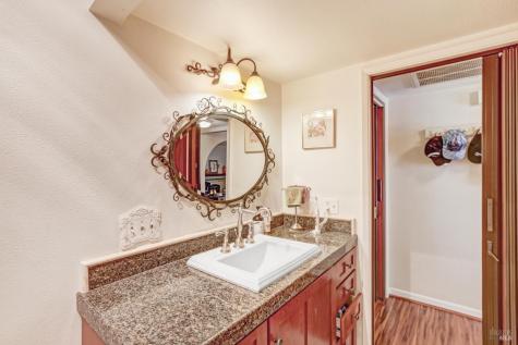 110 La Mancha Way Sonoma CA 95476